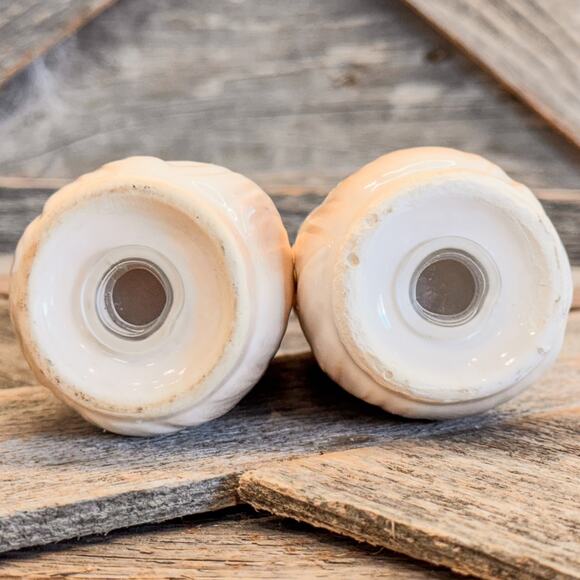 Vintage Corn On The Cob, Salt and Pepper Shakers,  Ceramic, 4” Tall - Picture 8 of 8